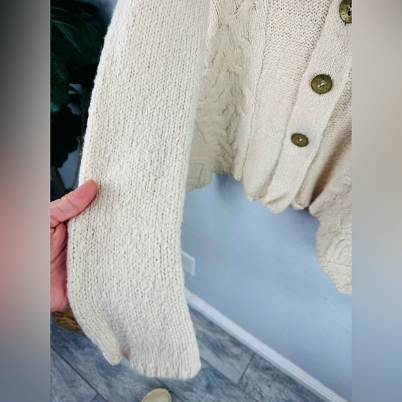 Free People Far Away Cable Knit Cardigan Sweater Boho Wool Blend Tan XS - Picture 7 of 11